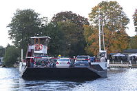 Berlin-Faehre-Hol-Ueber-III-20121014-104.jpg