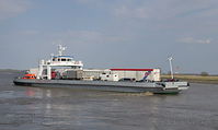 Wischhafen-Faehre-20130502-257.jpg