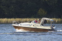 Motorboot-Kajuetboot-20111002-660.jpg