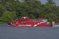Berliner-Feuerwehr-Loeschboot-II-20150602-014.jpg