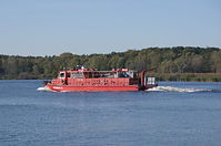Feuerwehr-Loeschboot-20111015-129.jpg
