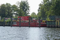 Feuerwehr-Loeschboot-20120820-273.jpg