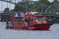 Feuerwehr-Loeschboot-20120825-105.jpg