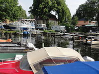Dateiname=Berlin-Tegeler-See-Bootshaus-Saatwinkel-20110521-314.jpg
Dateigröße=316KB
Abmessungen: 880x661
hinzugefügt am: 08. Januar 2016 Berlin-Tegeler-See-Bootshaus-Saatwinkel-20110521-314.jpg
