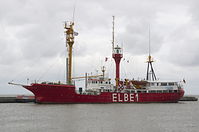 Schiffe-Elbe1-20130626-033.jpg